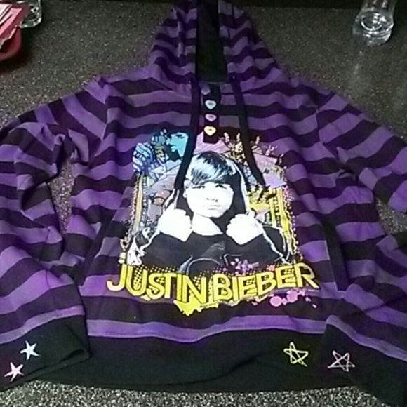 Justin Bieber sweatshirt