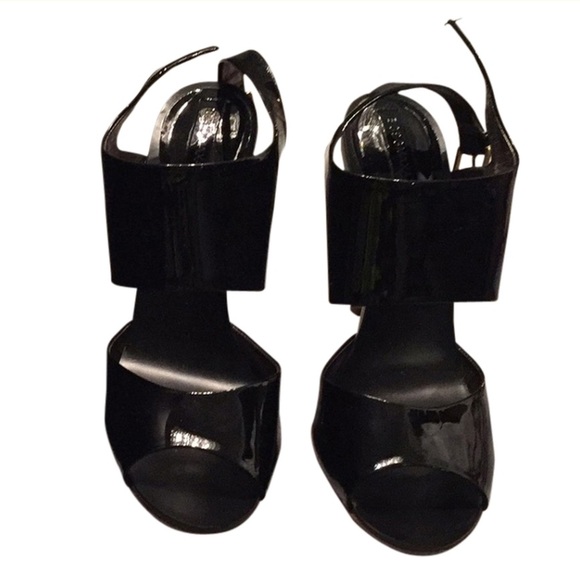 Bcbg black patent pumps