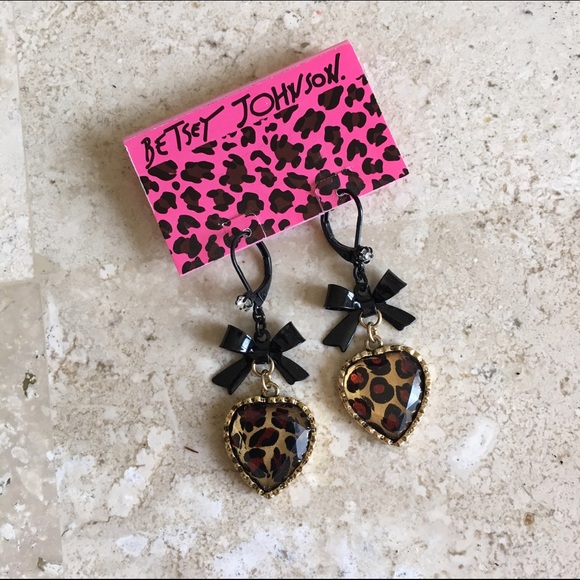 NWT Betsey Johnson Earrings