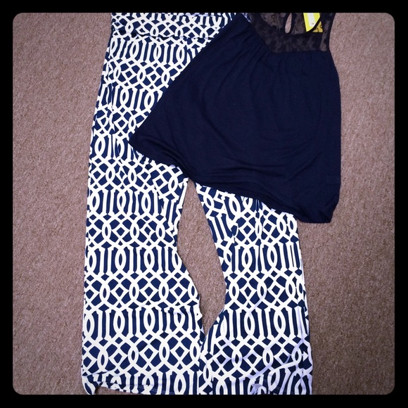 Blue &a White palazzo pants