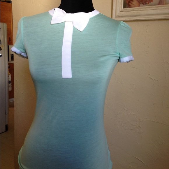 Ted Baker Teal Blue t-shirt w ribbon- Never worn!