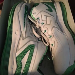 LeBron 11  "Easters" size 10.5