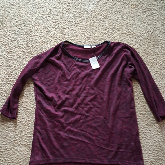 Clothes - Picture 4 of 4