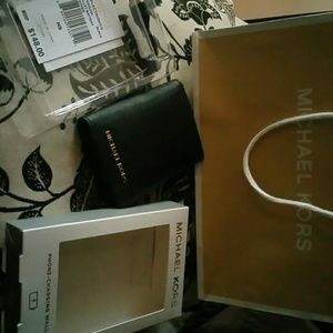 Rechargeable Michael Kors Wallet