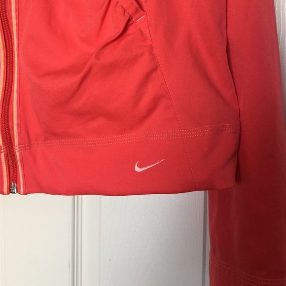 ::SOLD:: Coral Nike Warm-Up Jacket XL - Picture 2 of 3