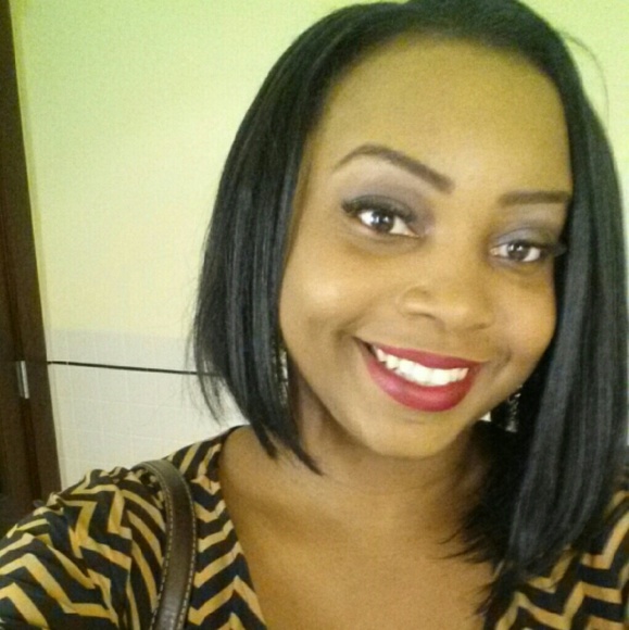 Meet your Posher, Jennifer
