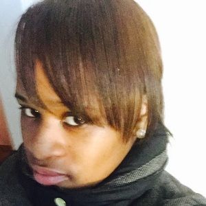 Meet your Posher, Dee