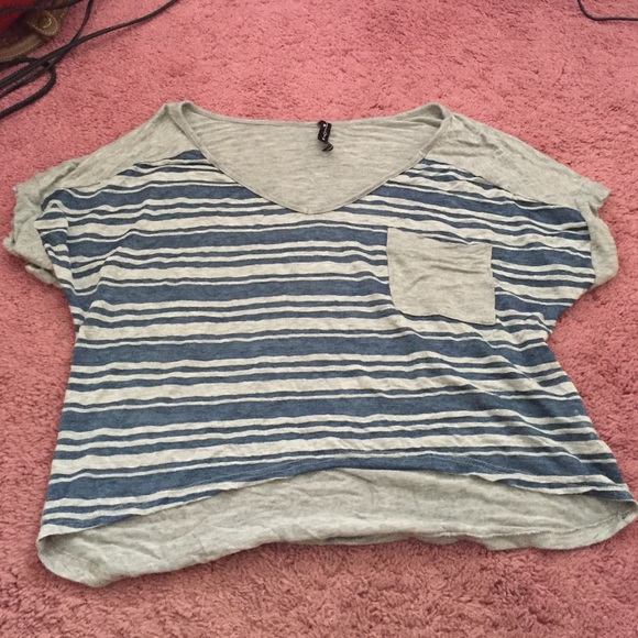 Blue and gray striped t shirt