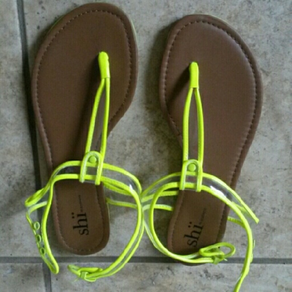 Shi sandals from journeys