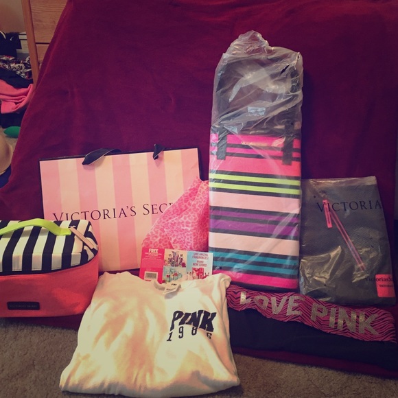 ❤️Victoria's Secret Exclusive Bundle 💗
