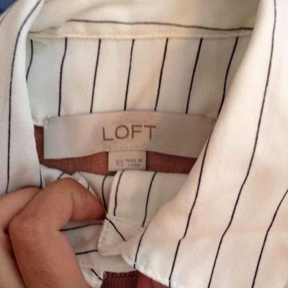 Ann Taylor Loft top XS - Picture 2 of 3