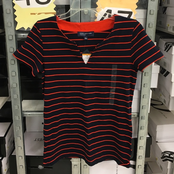 Jones New York V-Neck Short Sleeve Top