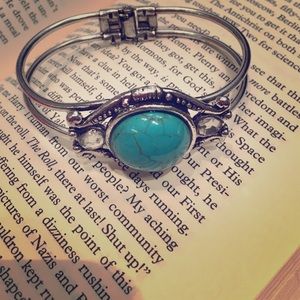 SALE Vintage Inspired Turquoise & Silver Bracelet