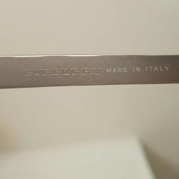 Burberry sunglasses - Picture 4 of 4