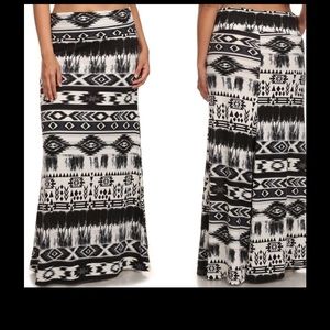 Plus women Aztec Maxi skirt