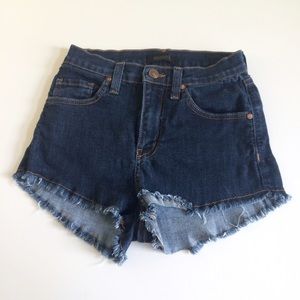 Mono b shorts size small