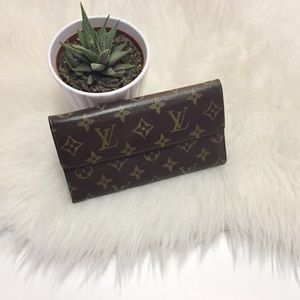 Louis Vuitton monogram wallet