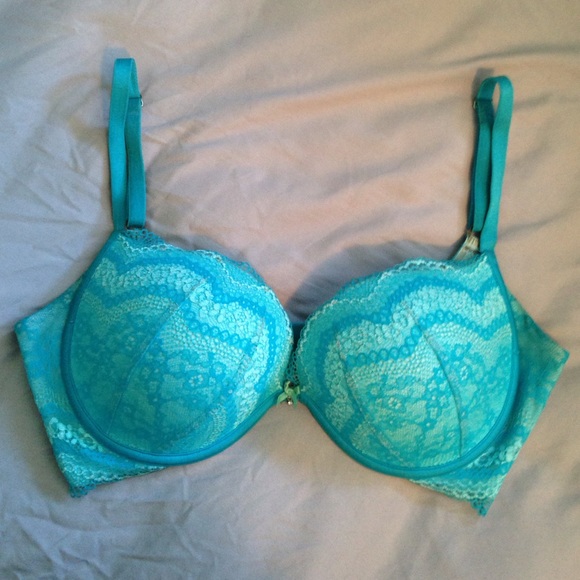 FINAL PRICE! 🌹Sexy lace Victoria's Secret bra💙