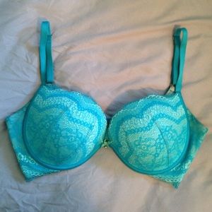 FINAL PRICE! 🌹Sexy lace Victoria's Secret bra💙