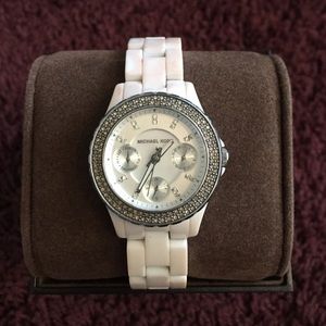 Michael kors watch✨