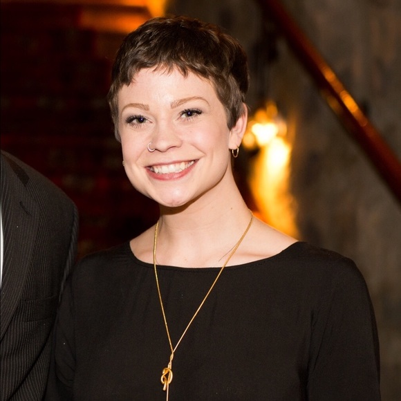 Meet your Posher, Stephanie - Picture 1 of 1