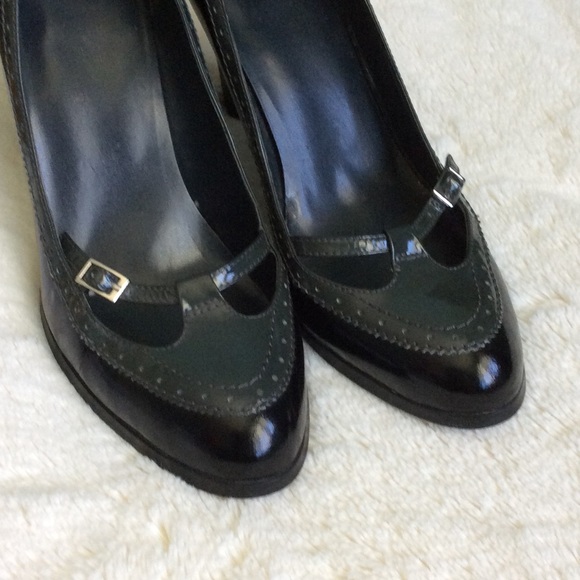 RL Patent Leather Heels - Picture 2 of 4