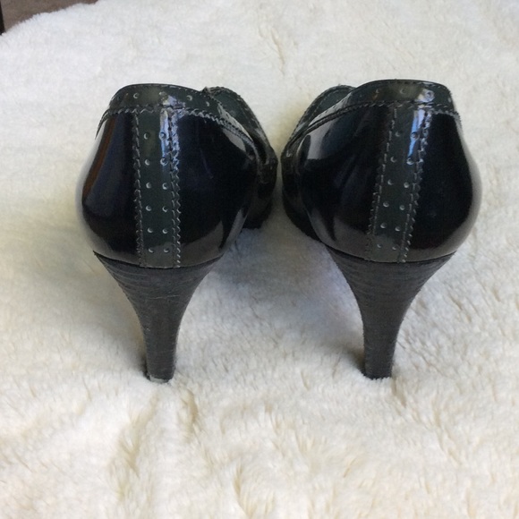 RL Patent Leather Heels - Picture 3 of 4
