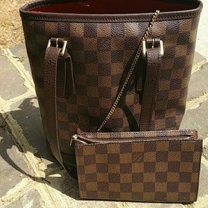 Louis Vuitton Bucket Bag