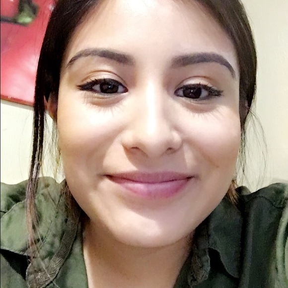 Meet your Posher, Shayla