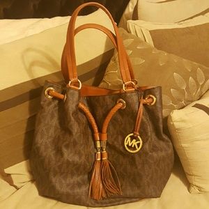 Michael  Michael Kors