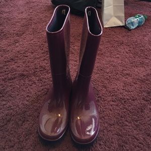 Purplish rain boots