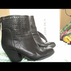 Nine West Hippy Chic Black Leather Booties