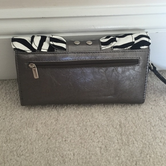 Zebra Wristlets. Never Been Used. - image 3