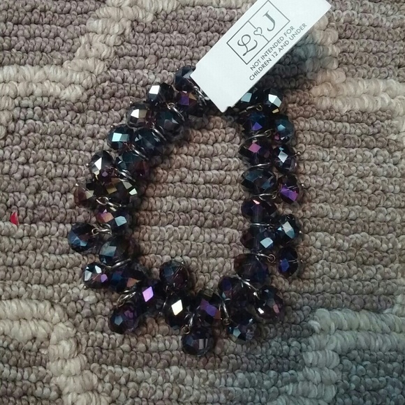 NWOT Beautiful stretch bracelet - Picture 1 of 2