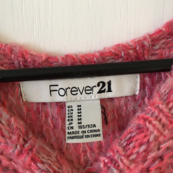 Two sweaters - Picture 4 of 4