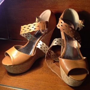 Rue 21 5-6 inch heels