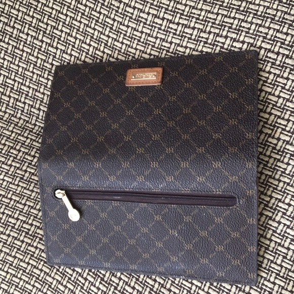 Wallet - Picture 2 of 4