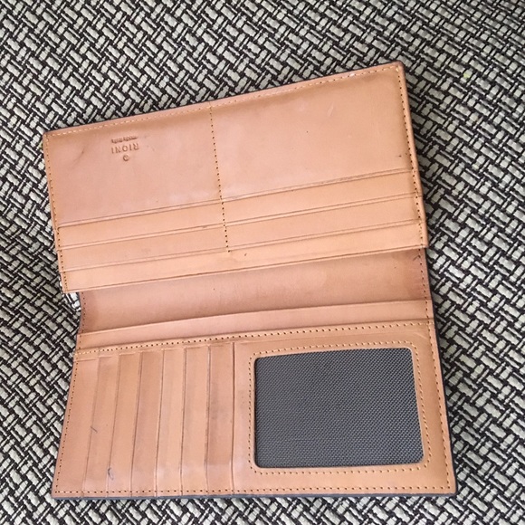 Wallet - Picture 3 of 4