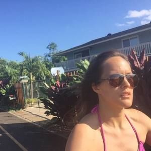 Meet your Posher, Candace