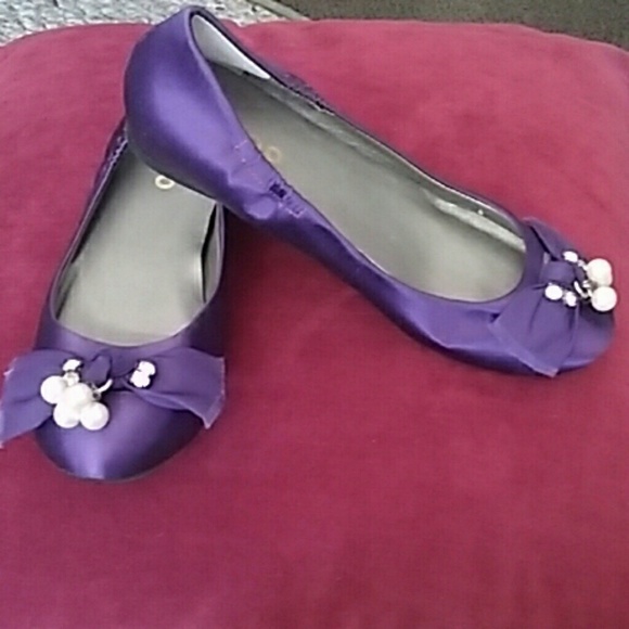 Me Too Dress Flats - Picture 2 of 4