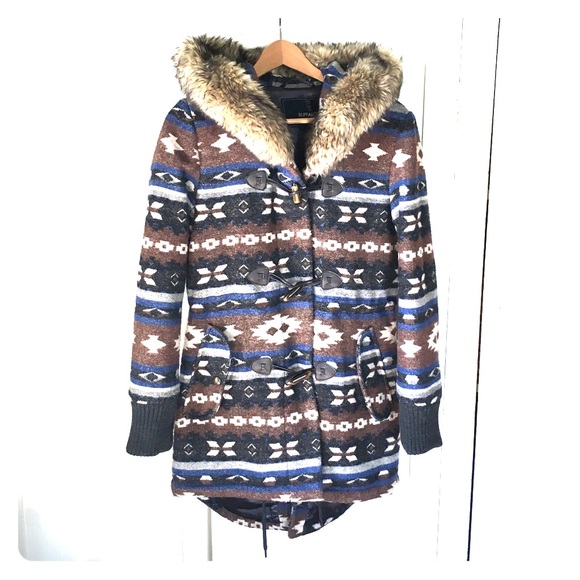 ✨SOLD✨ Buffalo Outerwear Aztec/Navajo Coat