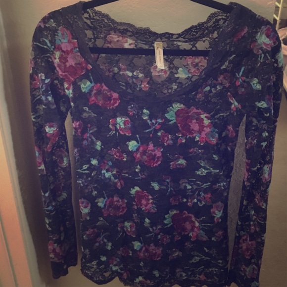 Free People stretch lace top