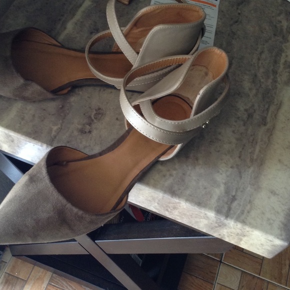 Pointe sandals - Picture 4 of 4