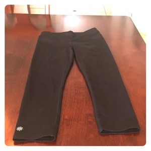 Athleta black capri