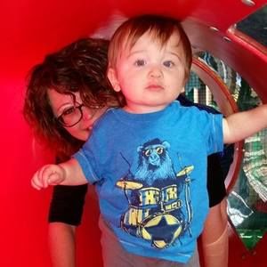 Meet your Posher, Sharon