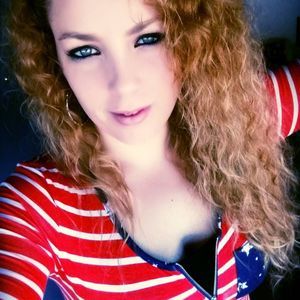 Meet your Posher, Cassandra