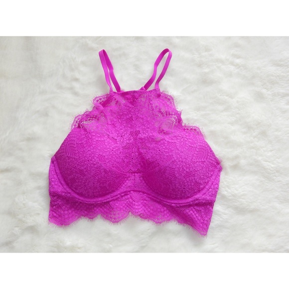 •NWOT-VS PINK Bralette•