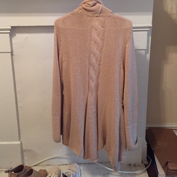 Sparrow cream sweater size L - Picture 3 of 3