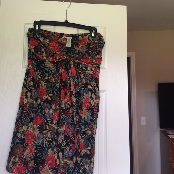 Strapless dress
