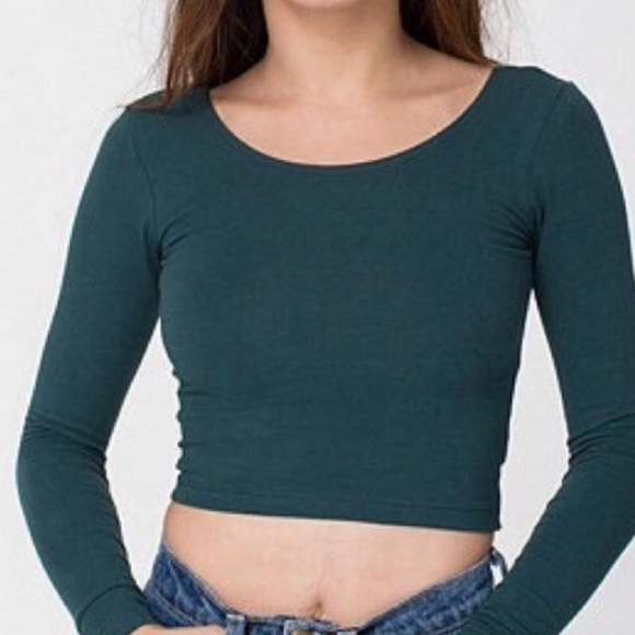 NWT AA Green Long Sleeve Crop Top - Picture 2 of 2
